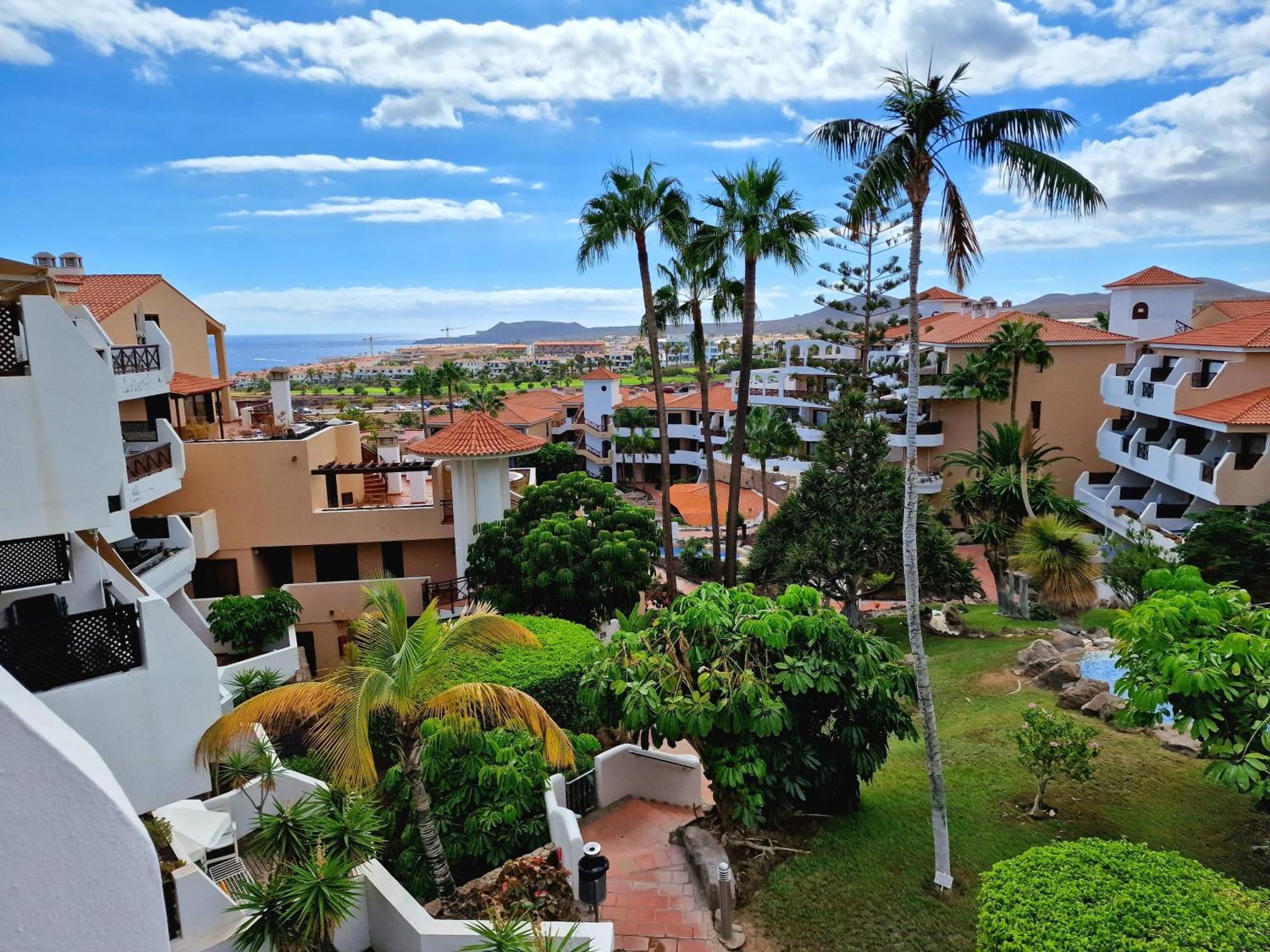 Strelitzia Apartment - Ocean View & Heated Pool San Miguel de Abona Exteriör bild