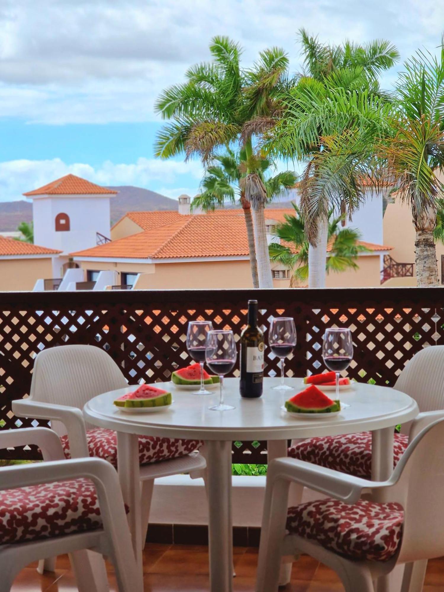 Strelitzia Apartment - Ocean View & Heated Pool San Miguel de Abona Exteriör bild