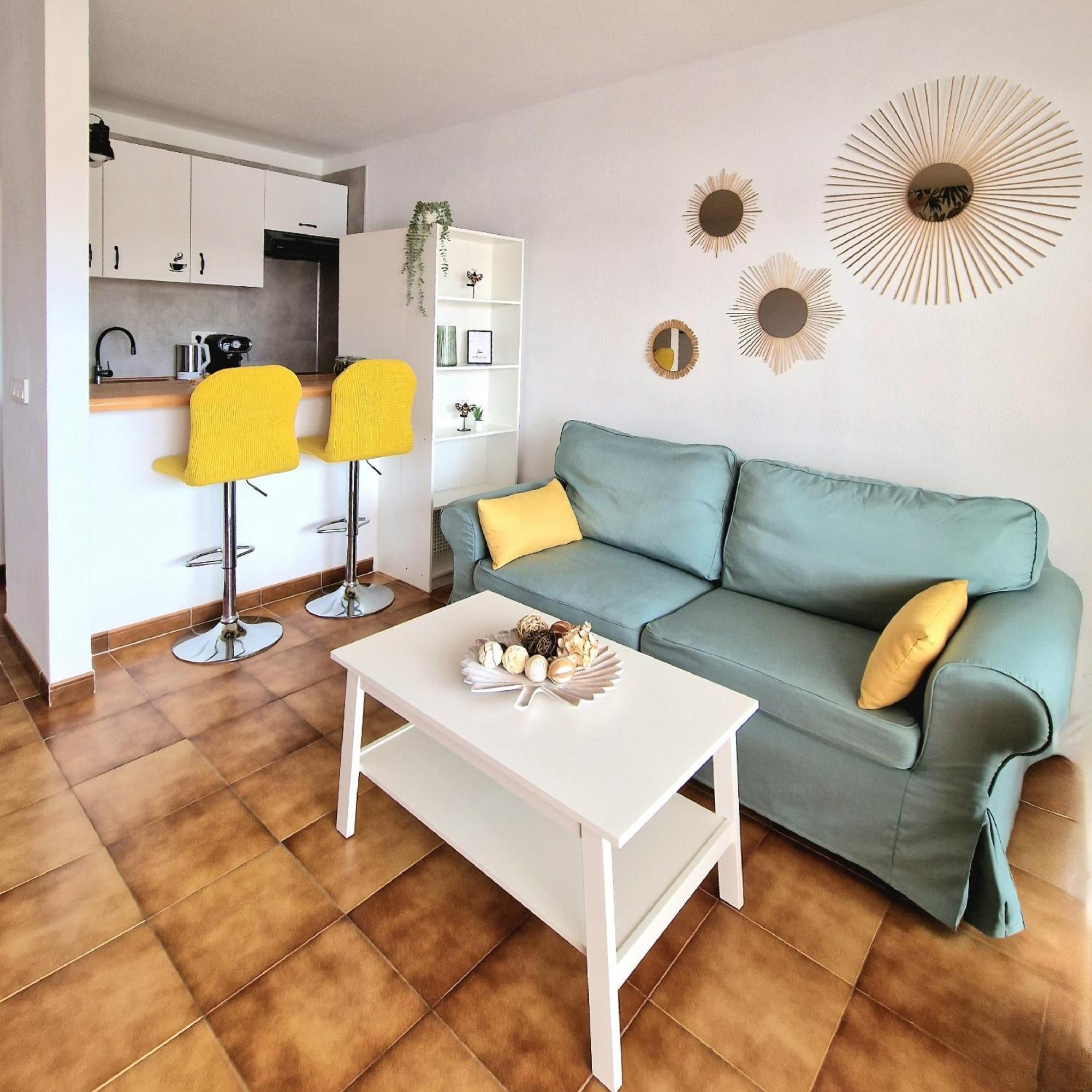Strelitzia Apartment - Ocean View & Heated Pool San Miguel de Abona Exteriör bild