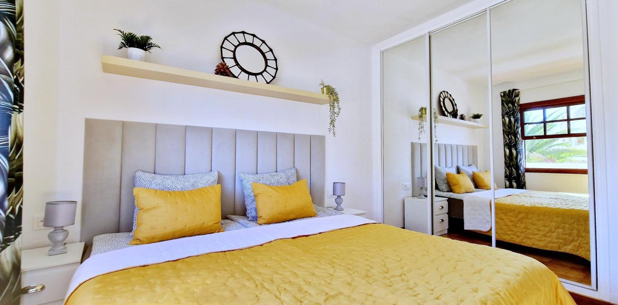 Strelitzia Apartment - Ocean View & Heated Pool San Miguel de Abona Exteriör bild
